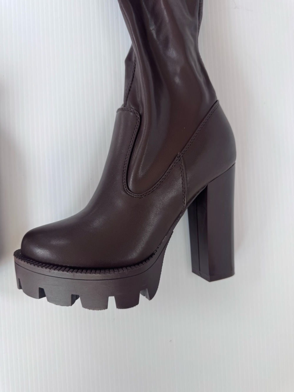 Azalea Wang Ashland Chocolate Thigh High Platform Boots | Chunky Heel Sz 6, 8.5 - Picture 2 of 7